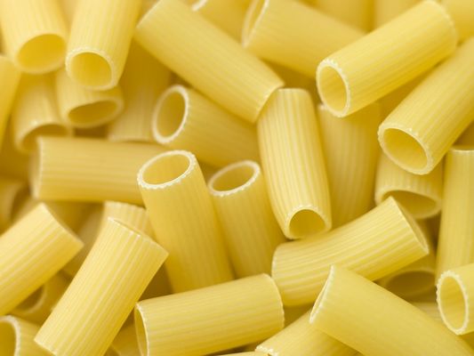 200kg/h 容量 食品産業における様々な形のためのチューブマカロニー挤出システム